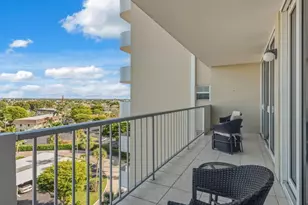 140 Seaview Ct, Marco Island, FL 34145 - Photo 13