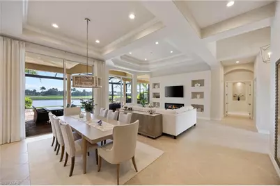 8950 Shenendoah Cir, Naples, FL 34113 - Photo 9