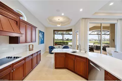 8950 Shenendoah Cir, Naples, FL 34113 - Photo 13