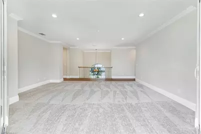 384 Mooringline Dr, Naples, FL 34102 - Photo 13