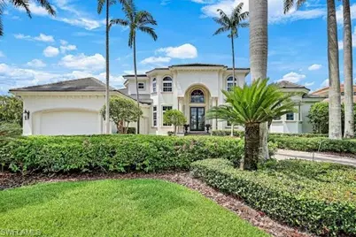 384 Mooringline Dr, Naples, FL 34102 - Photo 1