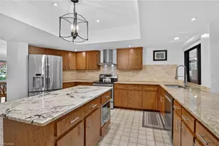 2140 Evergreen Lake Ct, Naples, FL 34112 - Photo 9