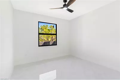 521 Allison St E, Lehigh Acres, FL 33974 - Photo 21