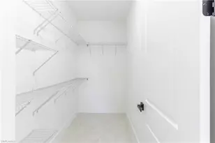 521 Allison St E, Lehigh Acres, FL 33974 - Photo 19