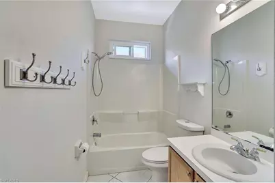 173 Stanhope Cir, Naples, FL 34104 - Photo 17