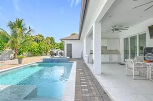 1806 41st St SW, Naples, FL 34116 - Photo 5