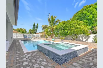 1806 41st St SW, Naples, FL 34116 - Photo 3