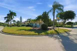 307 Lambton Ln, Naples, FL 34104 - Photo 35