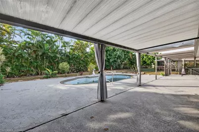 1902 SE 12th St, Cape Coral, FL 33990 - Photo 31