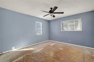 1902 SE 12th St, Cape Coral, FL 33990 - Photo 27