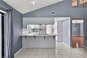 1902 SE 12th St, Cape Coral, FL 33990 - Photo 13