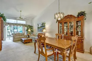 421 Country Hollow Ct, Naples, FL 34104 - Photo 13