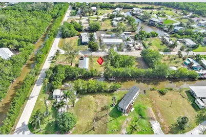 102 Egret Ln, Everglades City, FL 34139 - Photo 9