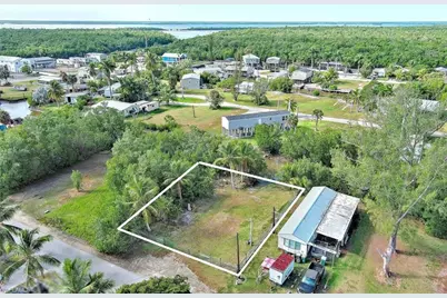 102 Egret Ln, Everglades City, FL 34139 - Photo 1