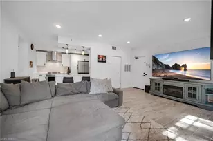 4620 St Croix Ln, Naples, FL 34109 - Photo 5