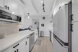 4620 St Croix Ln, Naples, FL 34109 - Photo 9