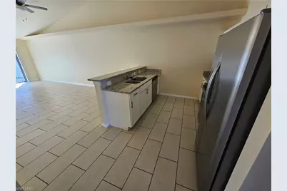 1622 SW 33rd St, Cape Coral, FL 33914 - Photo 7