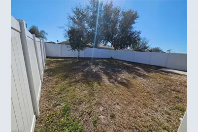 1622 SW 33rd St, Cape Coral, FL 33914 - Photo 17