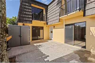 4001 Sandlewood Ln #4, Fort Myers, FL 33907 - Photo 31