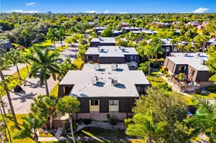 4001 Sandlewood Ln, Fort Myers, FL 33907 - Photo 1