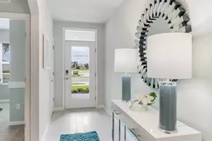 2201 NE 5th Pl, Cape Coral, FL 33909 - Photo 3