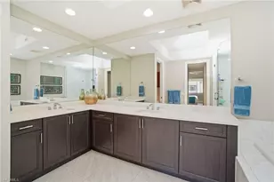 1030 3rd Ave S, Naples, FL 34102 - Photo 13