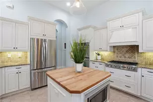 18100 Via Bellamare Ln, Miromar Lakes, FL 33913 - Photo 11