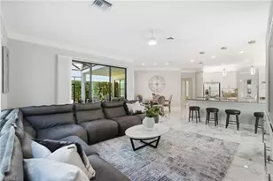 4654 Kensington Cir, Naples, FL 34119 - Photo 9