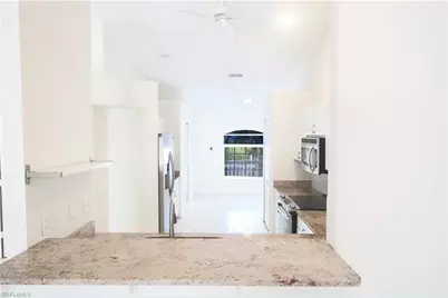 5442 Whitten Dr, Naples, FL 34104 - Photo 7