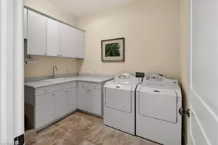 2203 Imperial Golf Co Blvd, Naples, FL 34110 - Photo 37