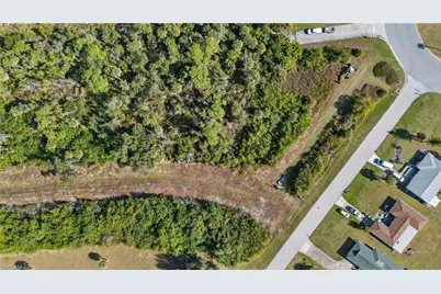 3596 Cape Haze Dr, Rotonda West, FL 33947 - Photo 9