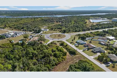 3596 Cape Haze Dr, Rotonda West, FL 33947 - Photo 11