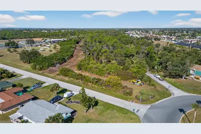 3596 Cape Haze Dr, Rotonda West, FL 33947 - Photo 7