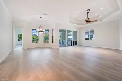 10800 Fieldfair Dr, Naples, FL 34119 - Photo 9