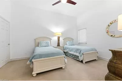 657 Soliel Dr, Naples, FL 34110 - Photo 15