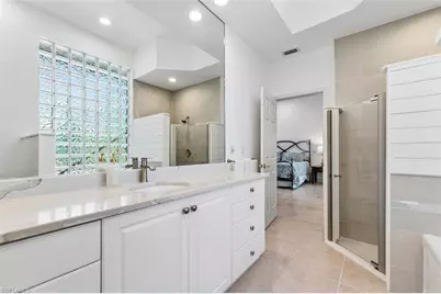 657 Soliel Dr, Naples, FL 34110 - Photo 11