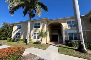 12515 McGregor Blvd, Fort Myers, FL 33919 - Photo 11