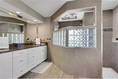 2174 E Crown Pointe Blvd, Naples, FL 34112 - Photo 17