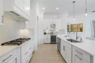 16374 Viansa Wy, Naples, FL 34110 - Photo 5