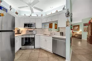 3755 Fieldstone Blvd, Naples, FL 34109 - Photo 5