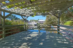 1337 Solana Rd, Naples, FL 34103 - Photo 17