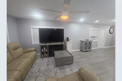 9 Moonstone Cir #M9, Naples, FL 34112 - Photo 3