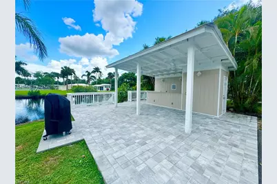 1252 Henderson Creek Dr, Naples, FL 34114 - Photo 3