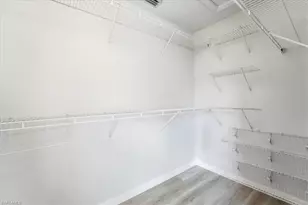 1059 Albany Ct, Naples, FL 34105 - Photo 21