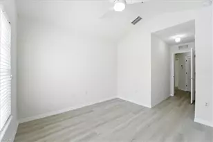 1059 Albany Ct, Naples, FL 34105 - Photo 27