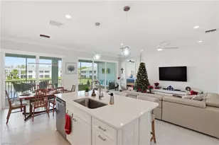 2647 Seychelles Cir, Naples, FL 34112 - Photo 7