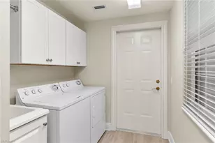 9205 Museo Cir, Naples, FL 34114 - Photo 21