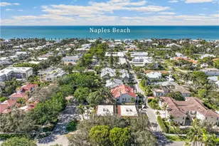 282 4th St S, Naples, FL 34102 - Photo 15