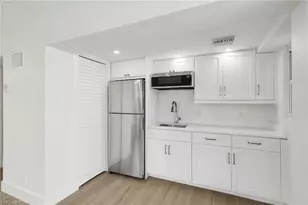 9486 Gulf Shore Dr, Naples, FL 34108 - Photo 37