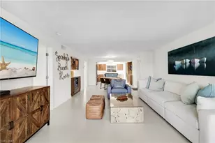 9486 Gulf Shore Dr, Naples, FL 34108 - Photo 5